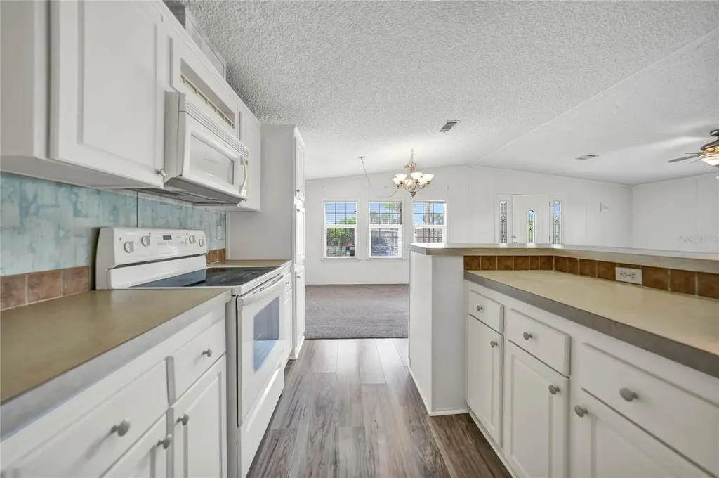 2100 Kings Highway Port Charlotte FL 33980