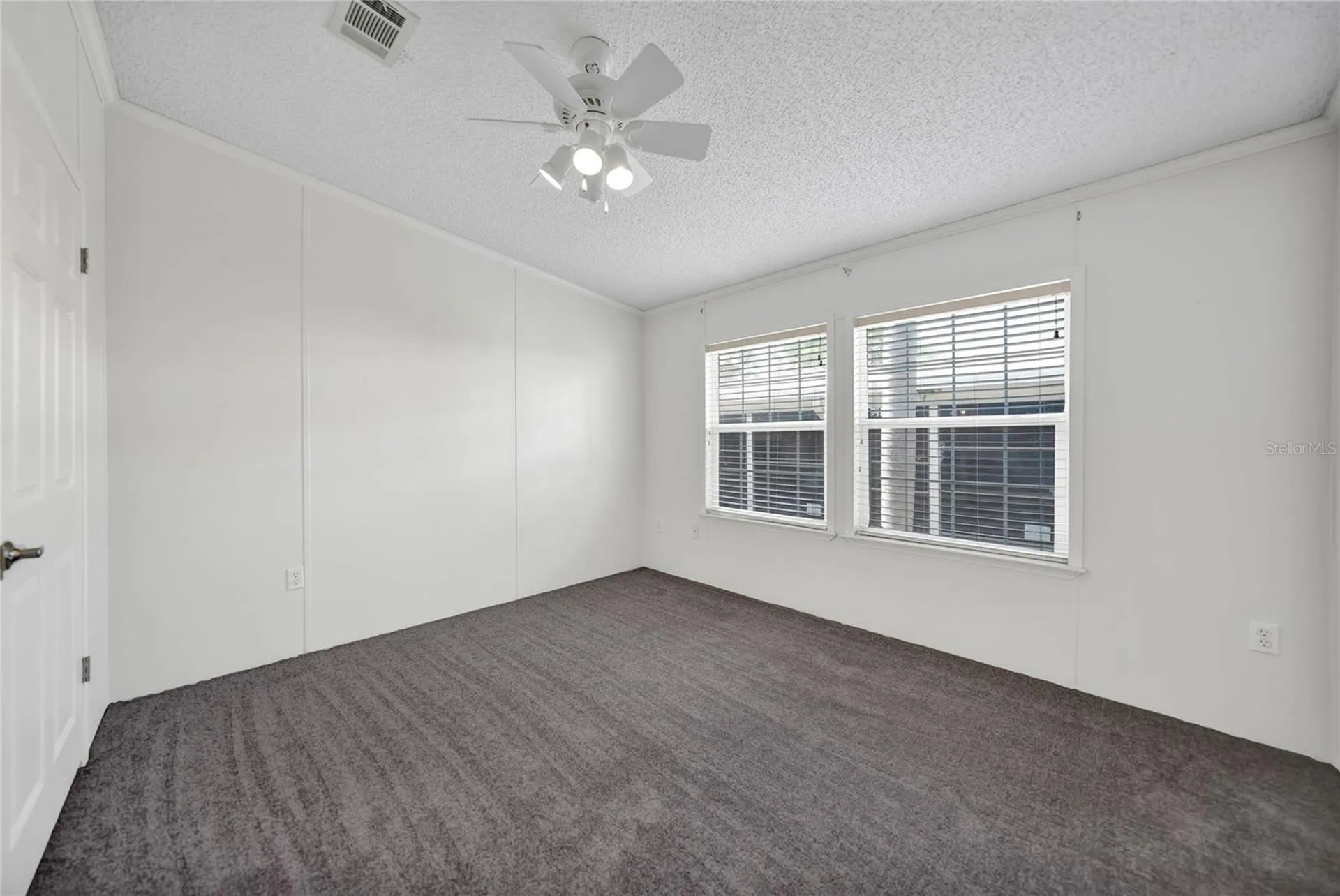 2100 Kings Highway Port Charlotte FL 33980