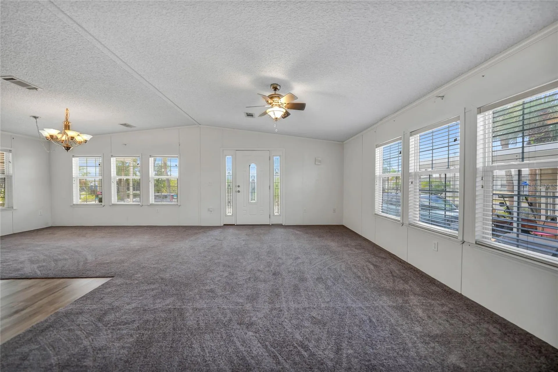 2100 Kings Highway Port Charlotte FL 33980
