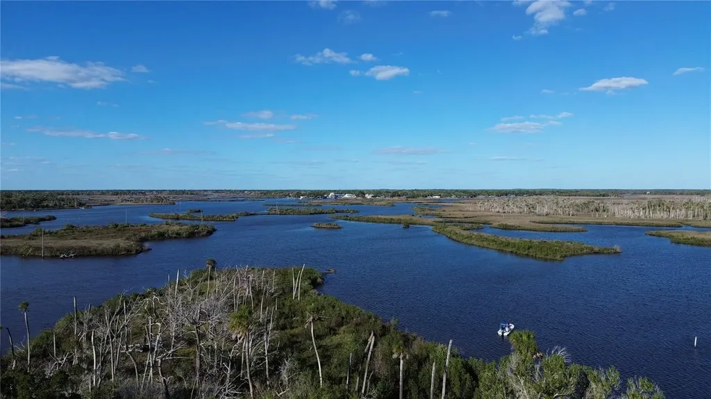7472 W Thunderbird Island Homosassa FL 34448