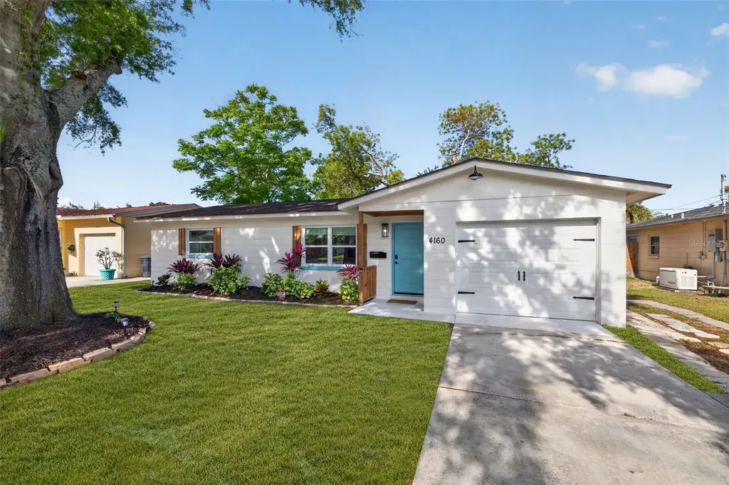 4160 19th Street N St Petersburg FL 33714