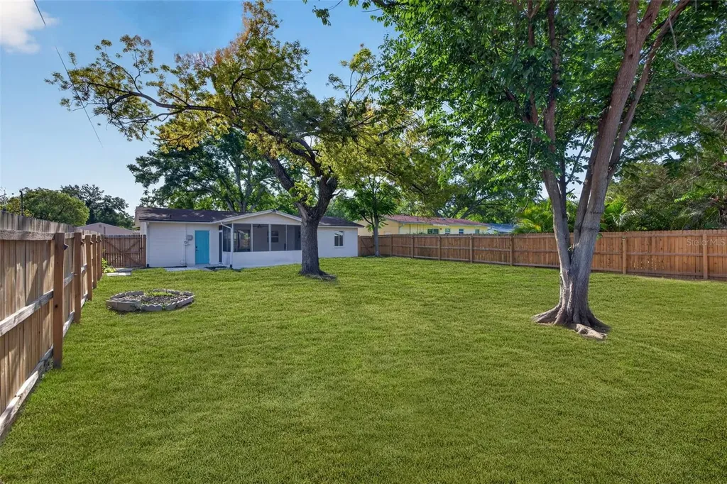 4160 19th Street N St Petersburg FL 33714