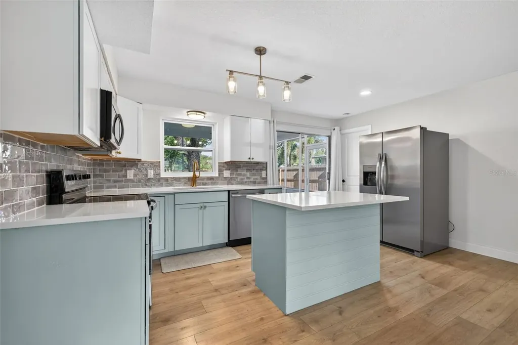 4160 19th Street N St Petersburg FL 33714