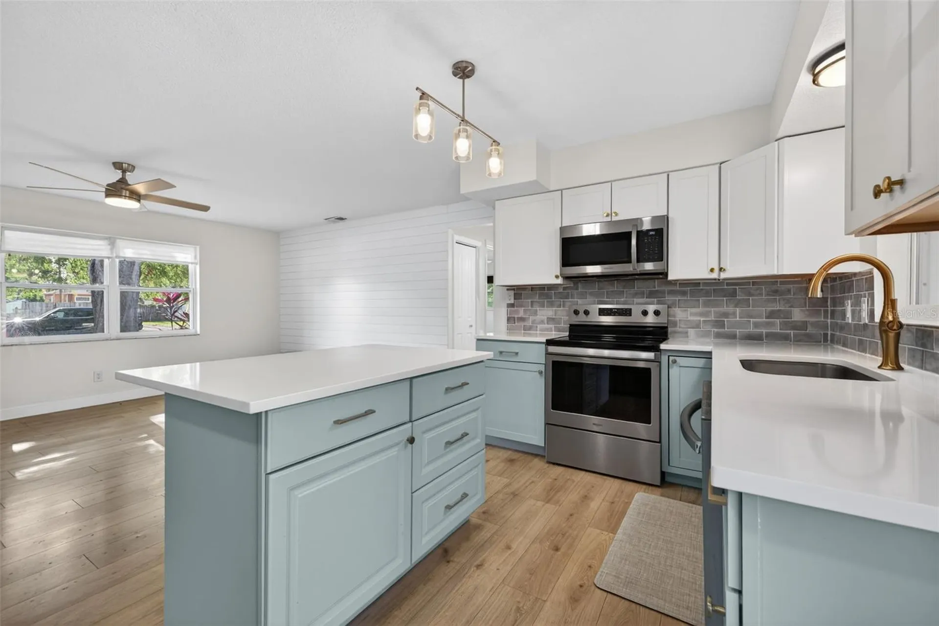4160 19th Street N St Petersburg FL 33714