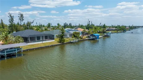 10522 Riverside Road Port Charlotte FL 33981