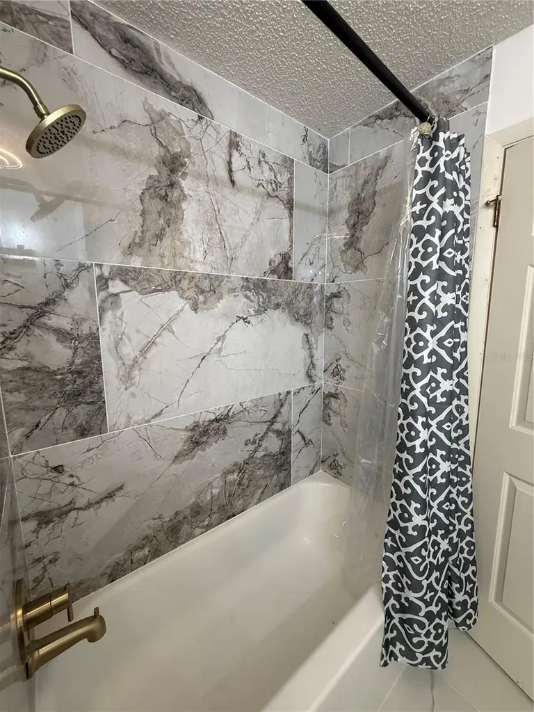 32 Westlawn Place Palm Coast FL 32164