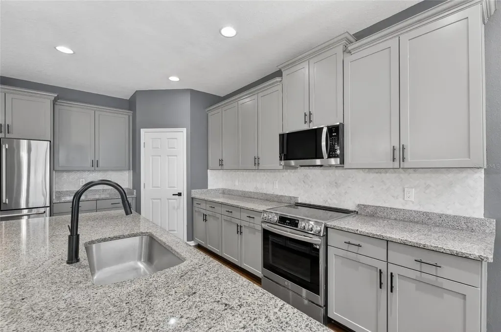 11807 Harpswell Drive Riverview FL 33579