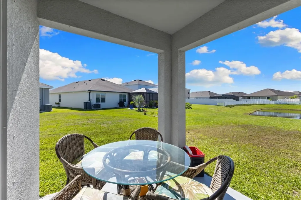 2236 Grand Flora Trail Bradenton FL 34208