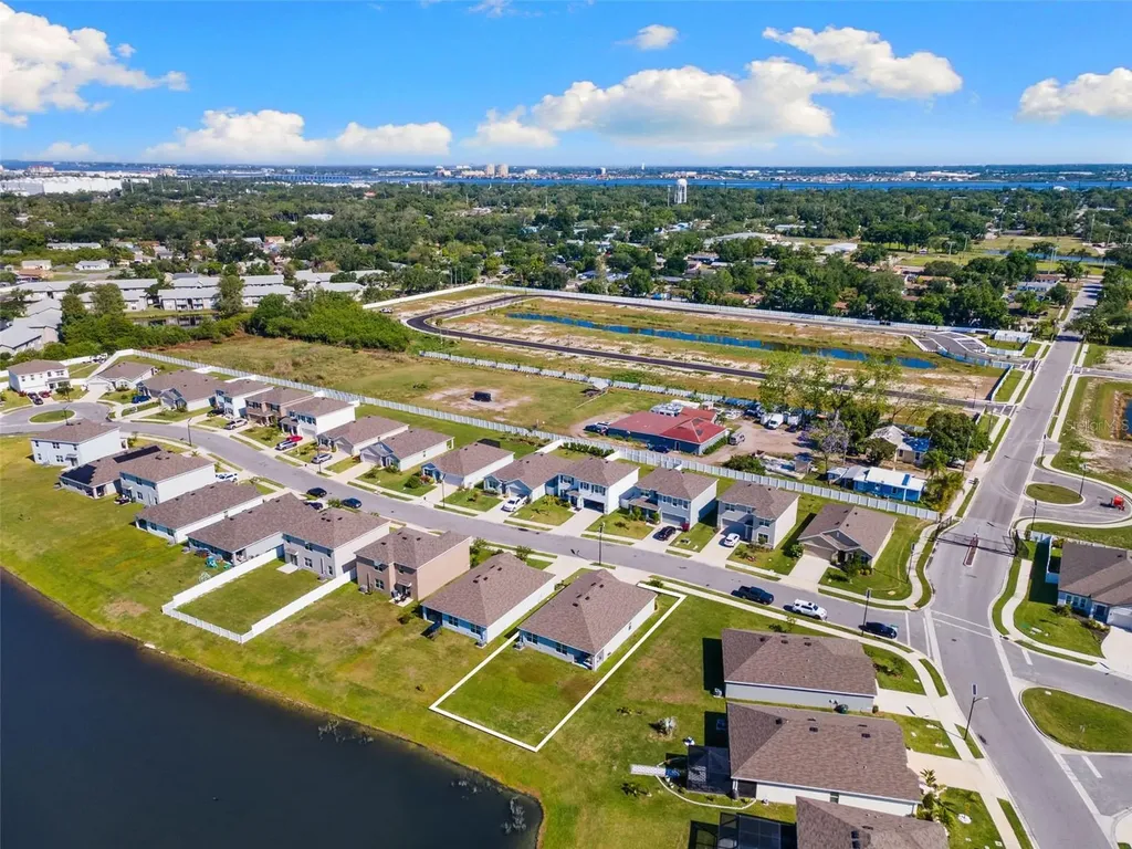2236 Grand Flora Trail Bradenton FL 34208