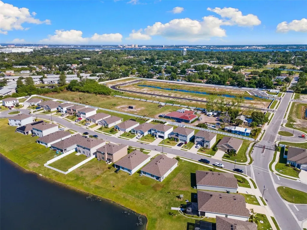 2236 Grand Flora Trail Bradenton FL 34208