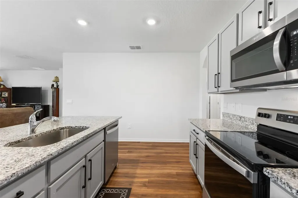 2236 Grand Flora Trail Bradenton FL 34208