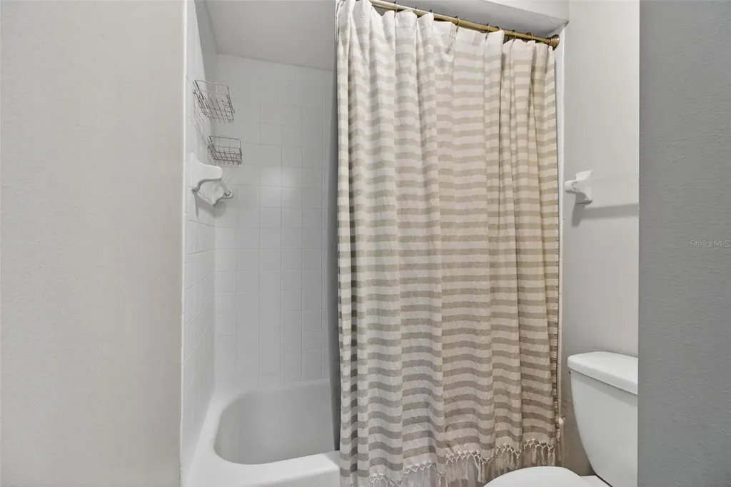 6033 34th Street W Bradenton FL 34210