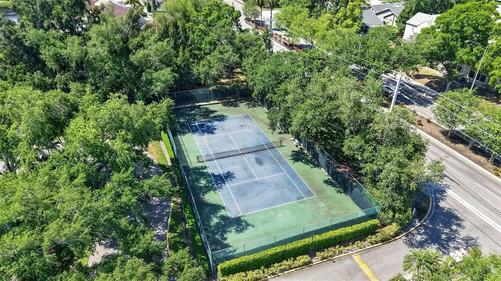 6033 34th Street W Bradenton FL 34210
