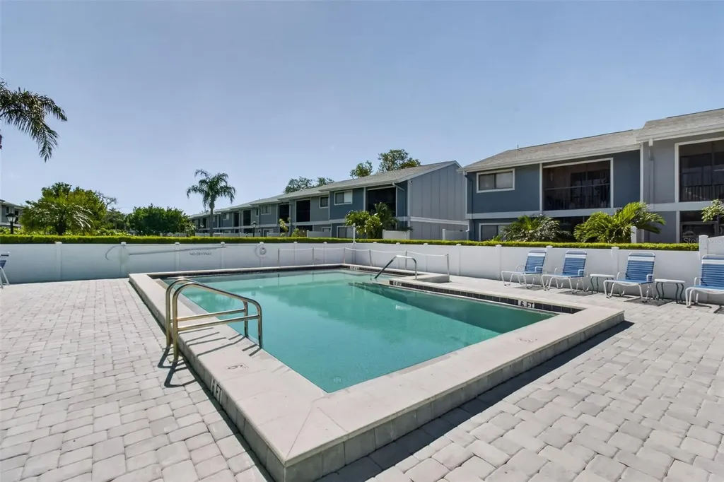6033 34th Street W Bradenton FL 34210