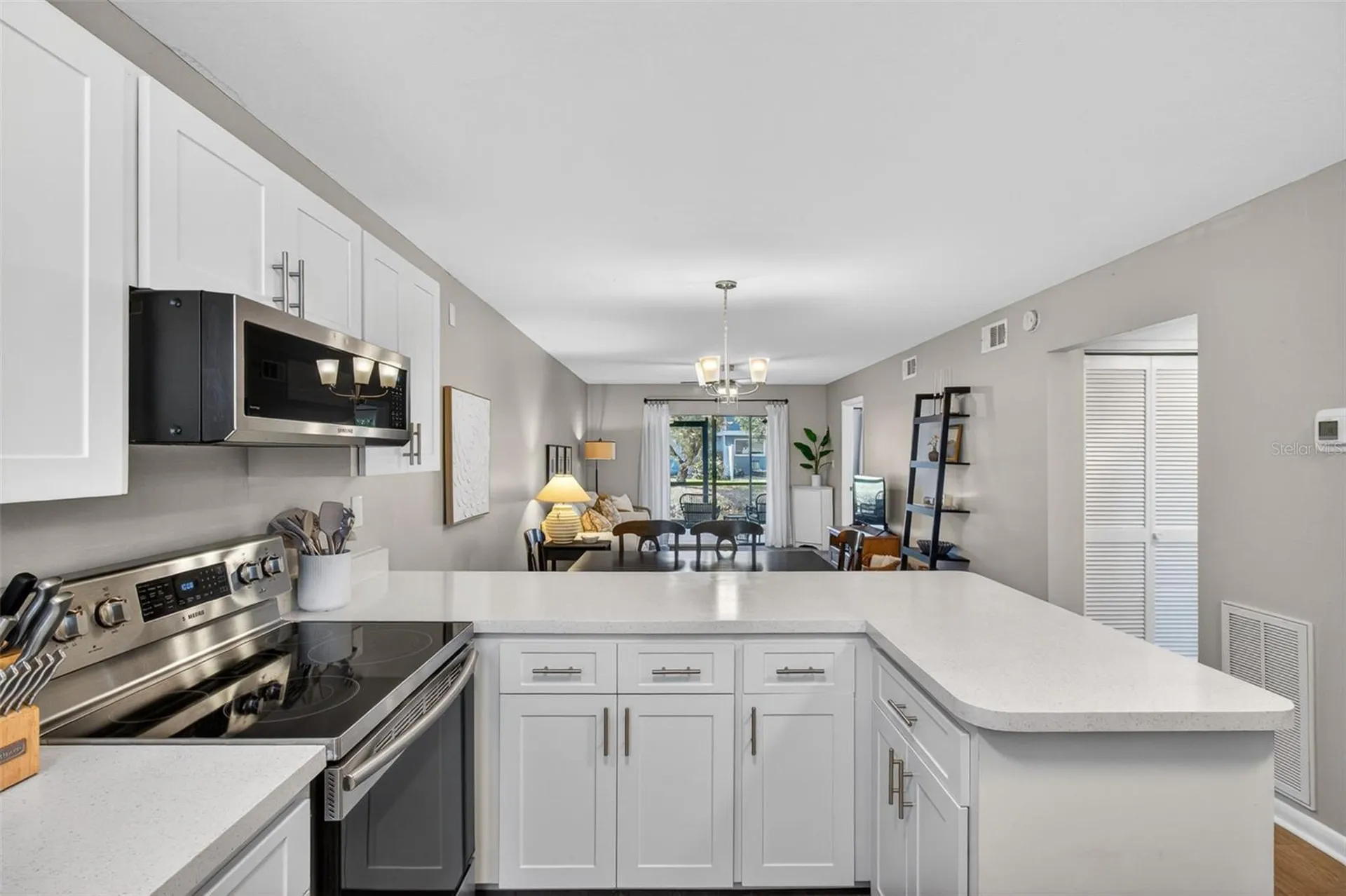 6033 34th Street W Bradenton FL 34210