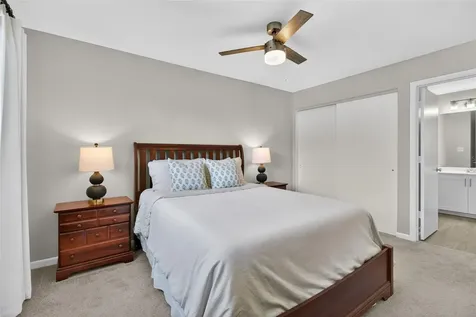 6033 34th Street W Bradenton FL 34210