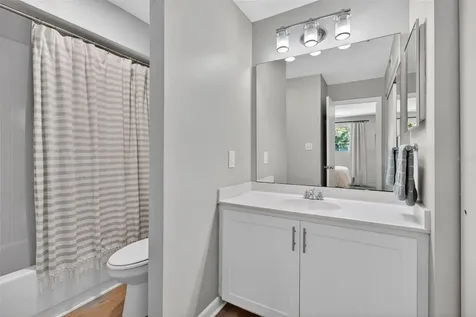 6033 34th Street W Bradenton FL 34210