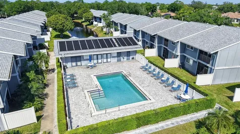 6033 34th Street W Bradenton FL 34210