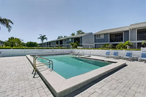 6033 34th Street W Bradenton FL 34210