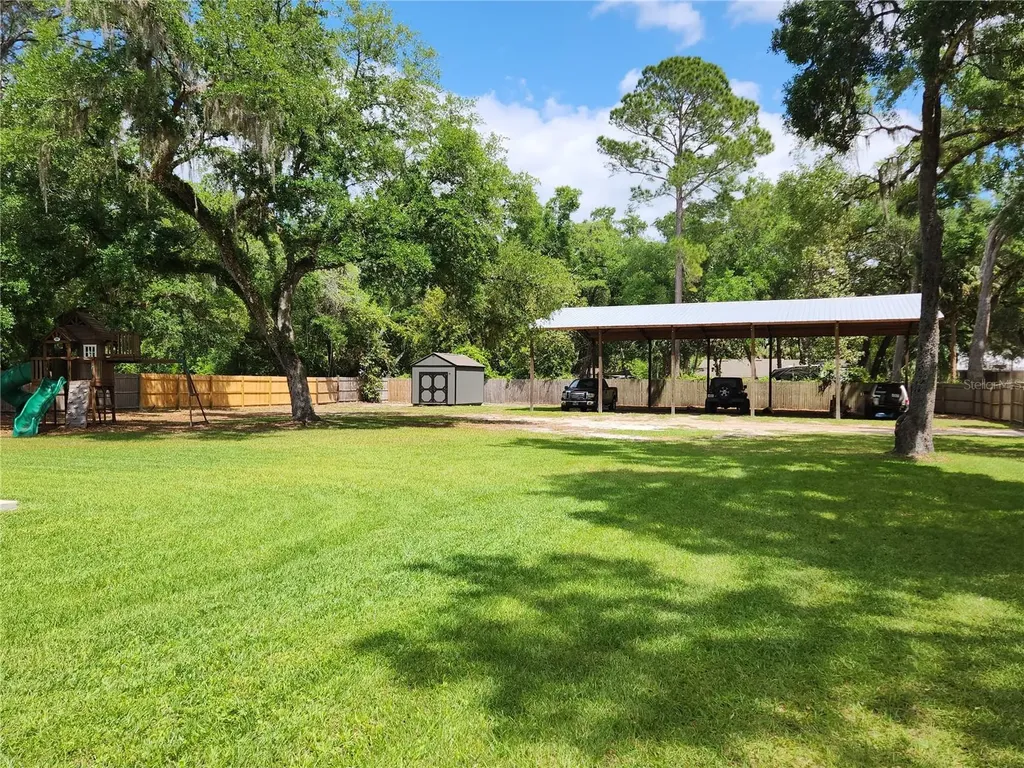 16189 SE 190th Avenue Weirsdale FL 32195