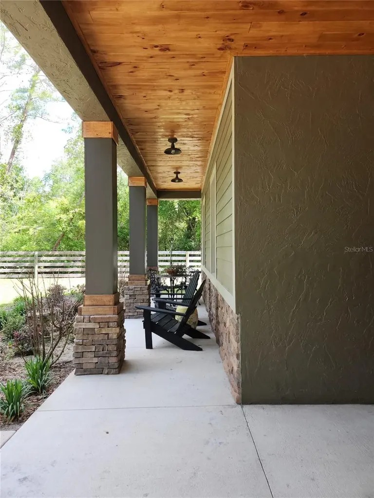 16189 SE 190th Avenue Weirsdale FL 32195