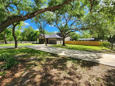 16189 SE 190th Avenue Weirsdale FL 32195