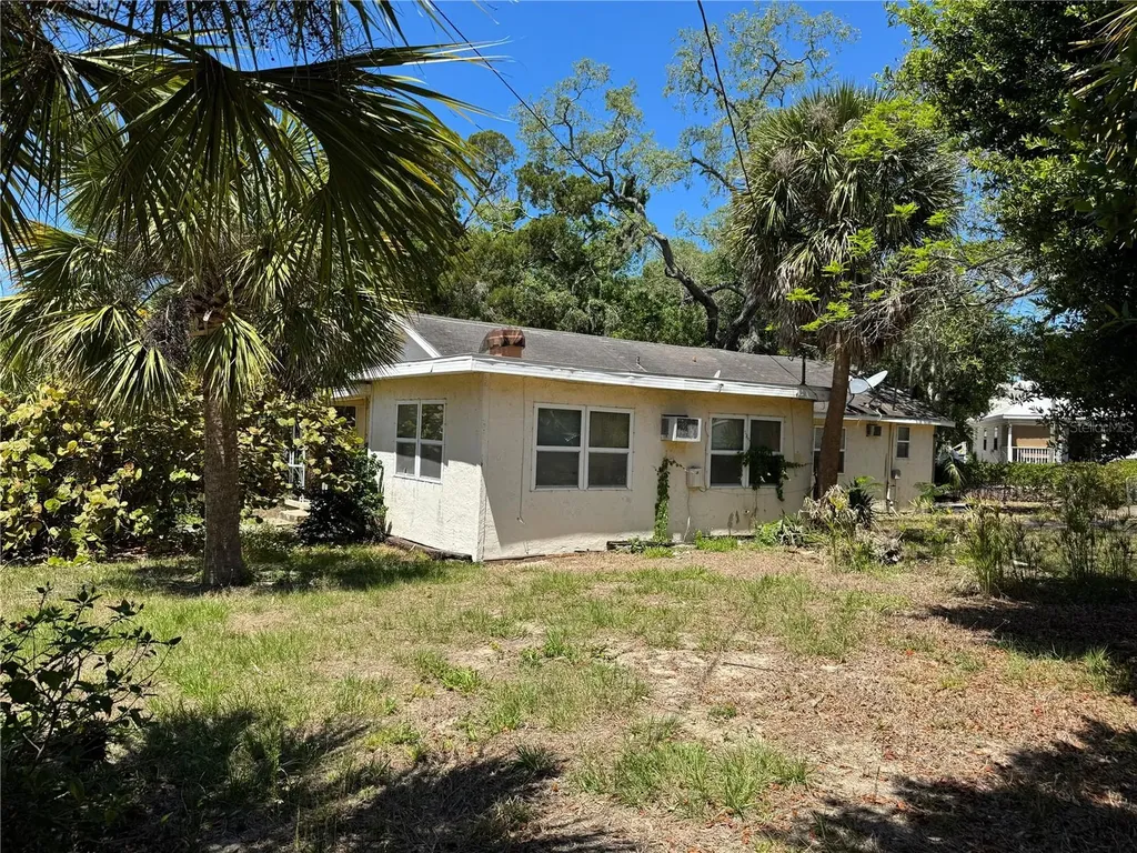 72 Ada Street Tarpon Springs FL 34689