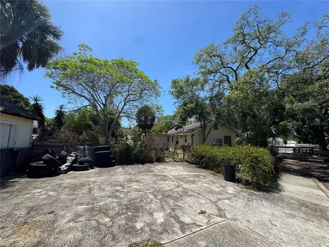 72 Ada Street Tarpon Springs FL 34689