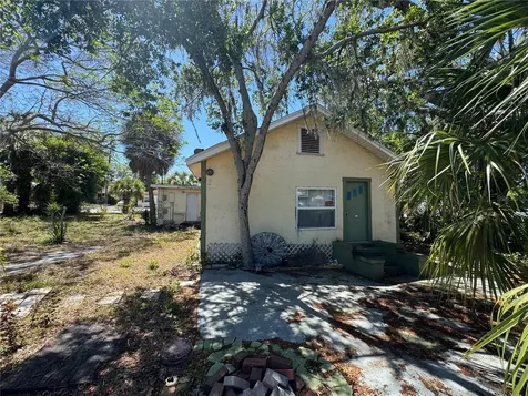 72 Ada Street Tarpon Springs FL 34689