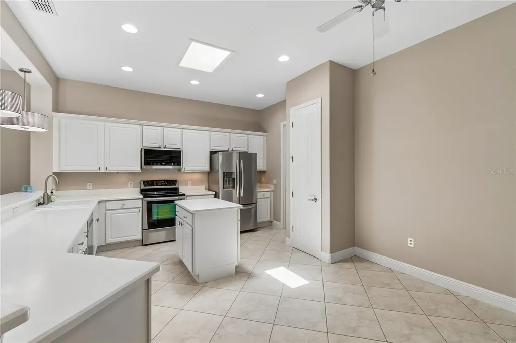567 Villa Park Road Poinciana FL 34759