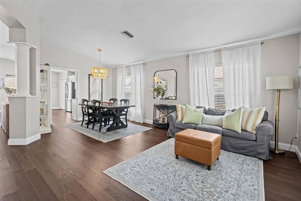 382 Fountainview Circle Oldsmar FL 34677