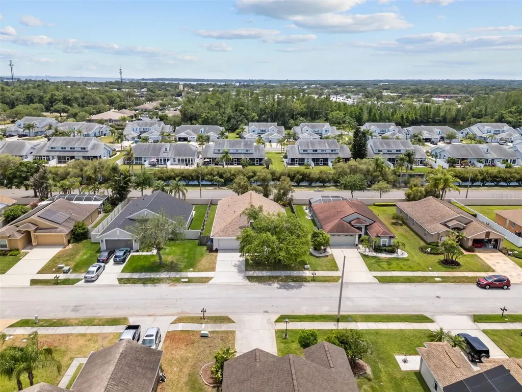 382 Fountainview Circle Oldsmar FL 34677