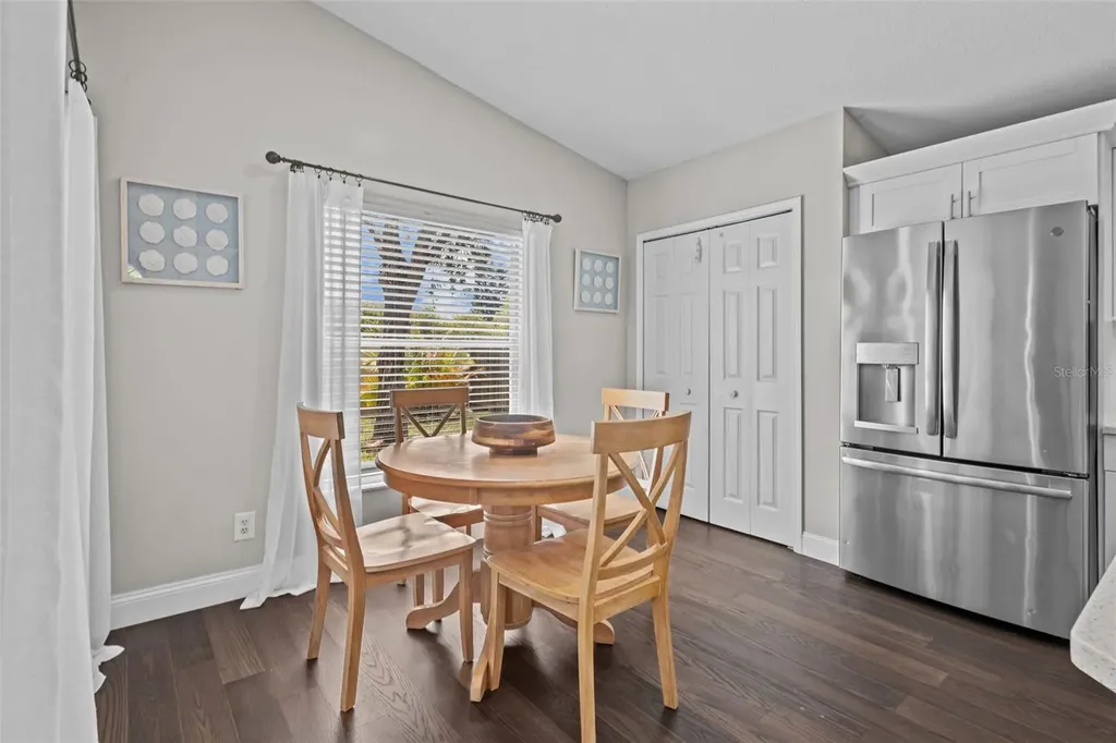 382 Fountainview Circle Oldsmar FL 34677