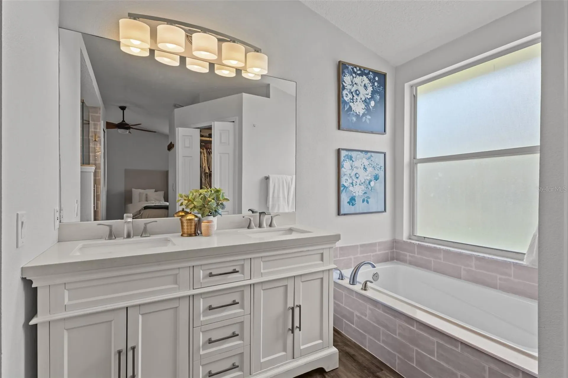 382 Fountainview Circle Oldsmar FL 34677