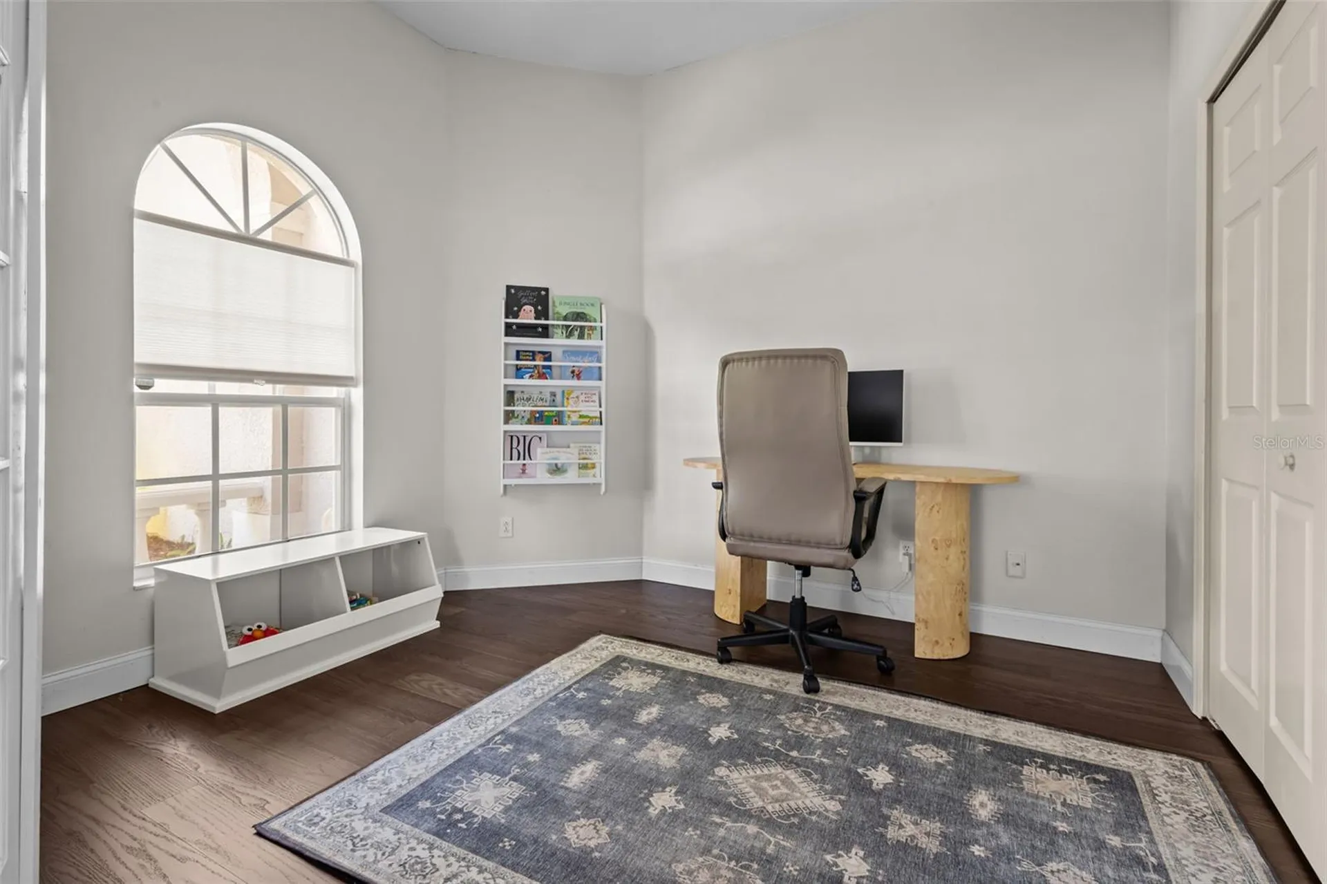 382 Fountainview Circle Oldsmar FL 34677