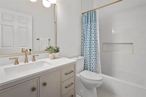 382 Fountainview Circle Oldsmar FL 34677