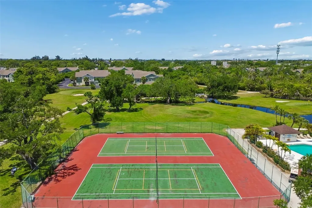 6067 Fairway Lane Bradenton FL 34210