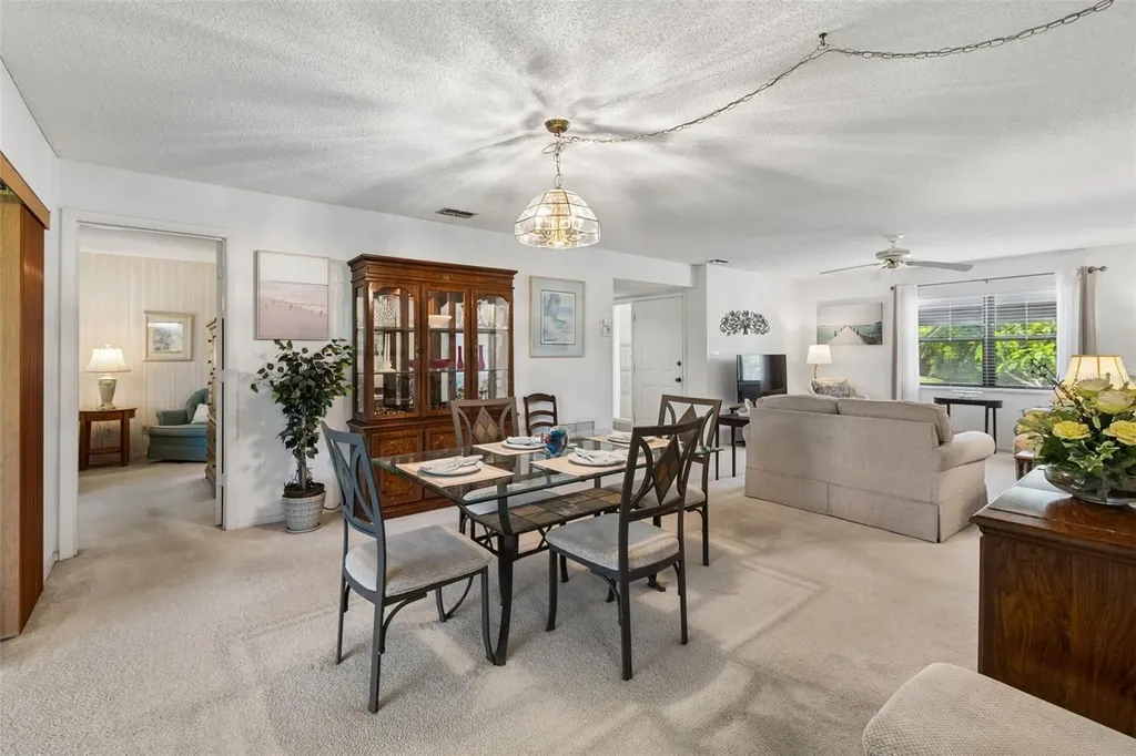 6067 Fairway Lane Bradenton FL 34210