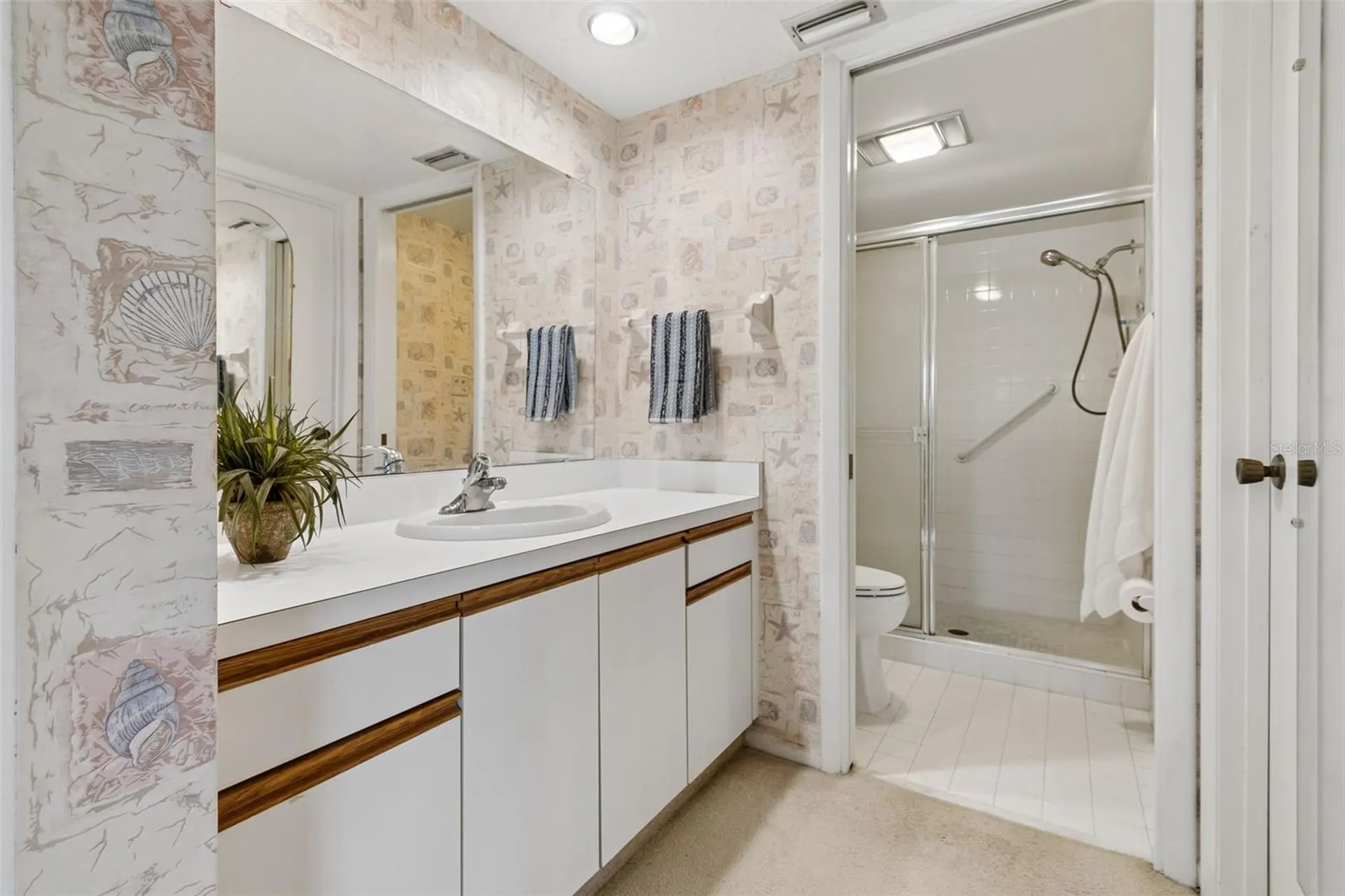 6067 Fairway Lane Bradenton FL 34210