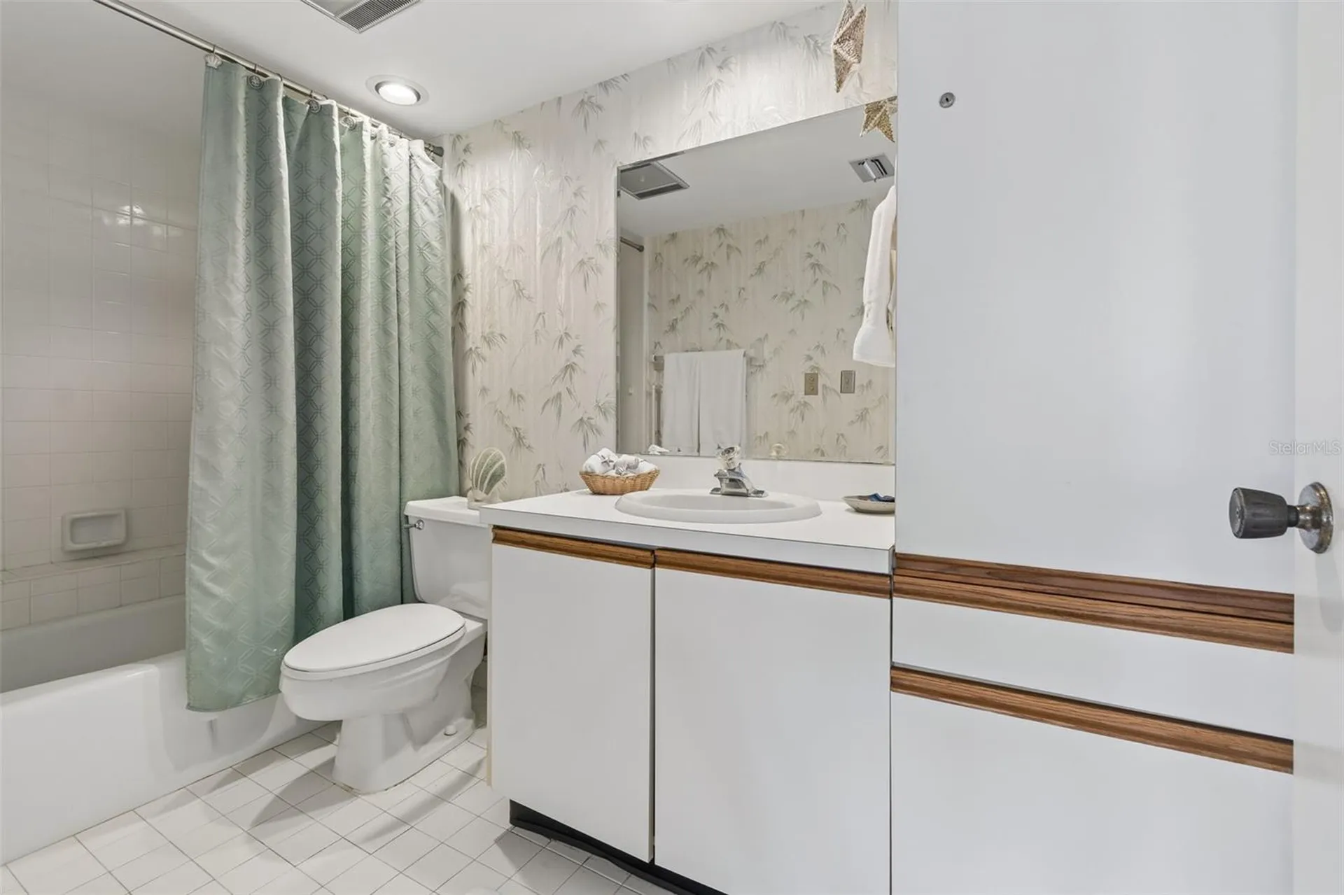 6067 Fairway Lane Bradenton FL 34210