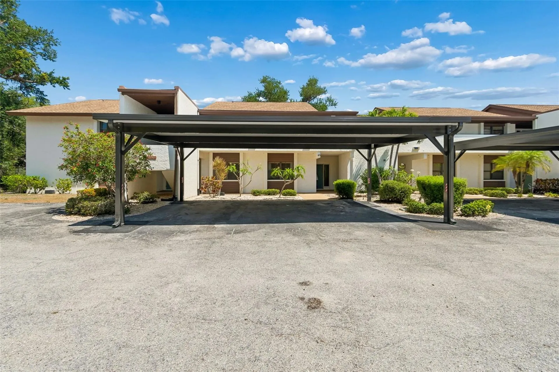 6067 Fairway Lane Bradenton FL 34210