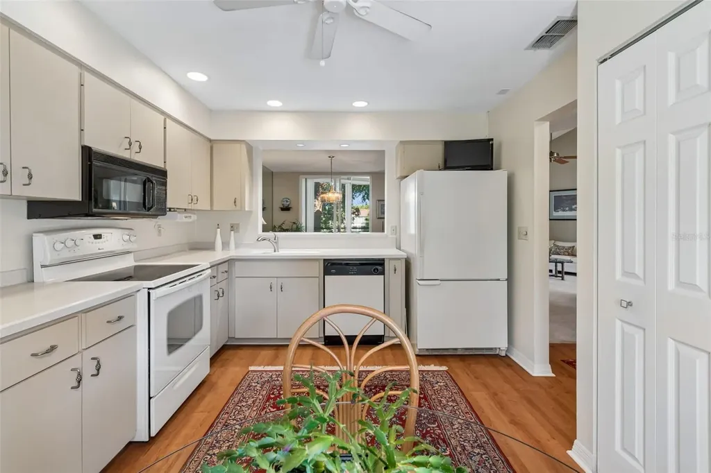 6101 34th Street W Bradenton FL 34210