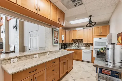 6101 34th Street W Bradenton FL 34210