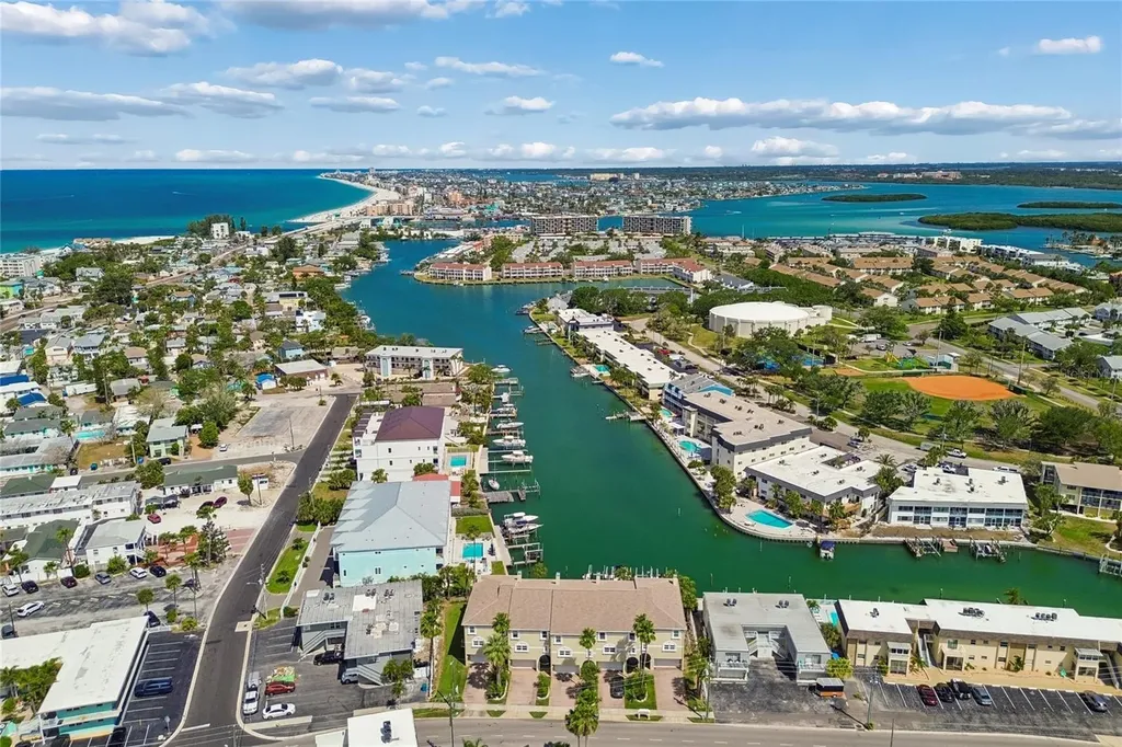 152 117th Avenue Treasure Island FL 33706