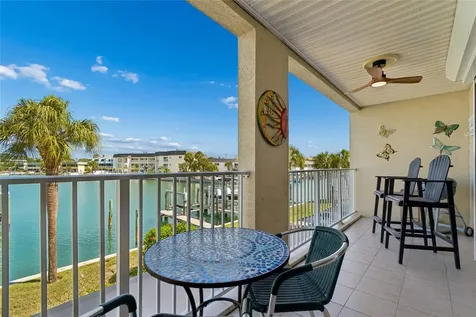 152 117th Avenue Treasure Island FL 33706