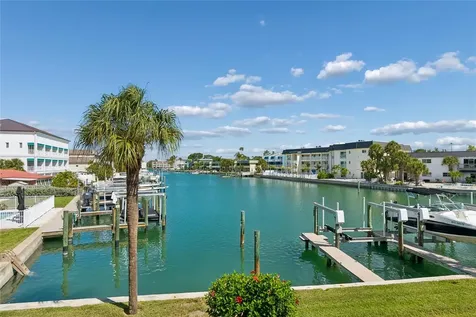 152 117th Avenue Treasure Island FL 33706