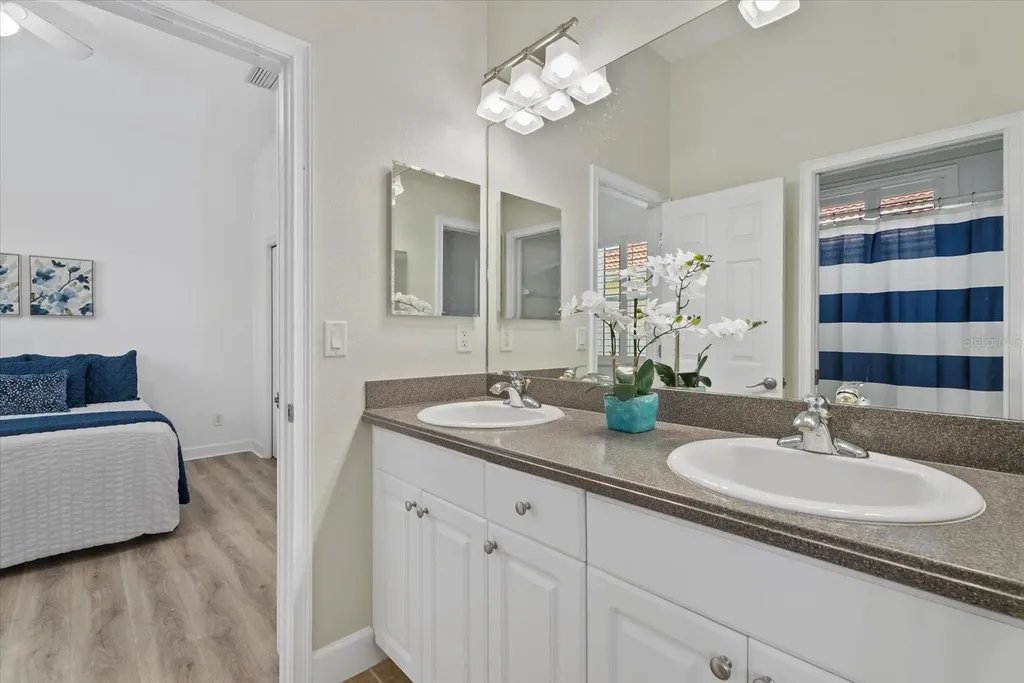 229 Montelluna Drive North Venice FL 34275