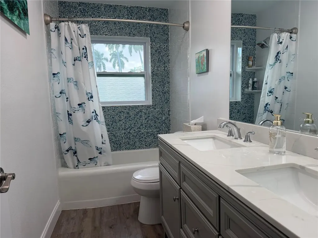 4620 7th Avenue W Bradenton FL 34209