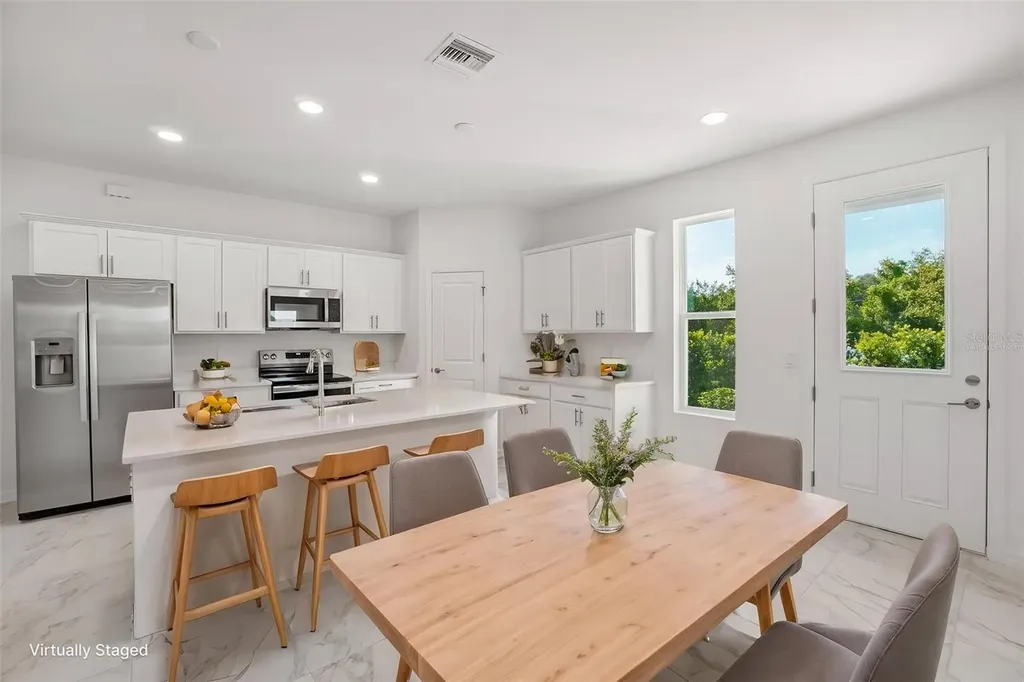 610 Silver Stream Court Brandon FL 33511