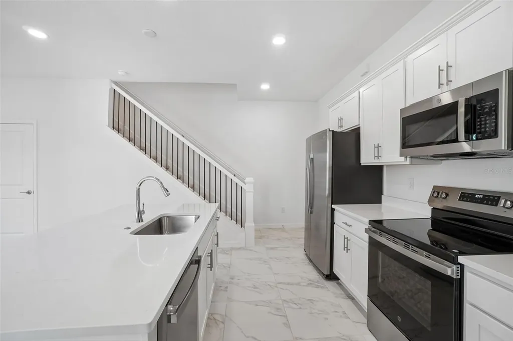 610 Silver Stream Court Brandon FL 33511
